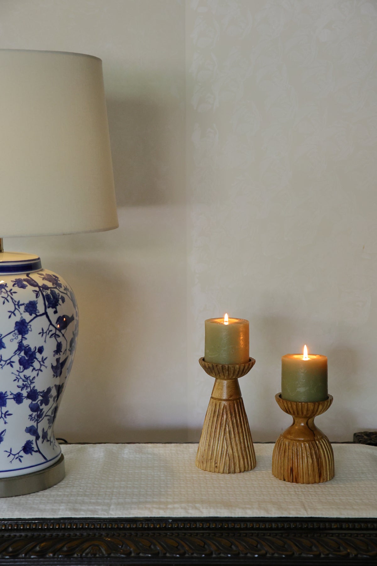 Bowl candle stands