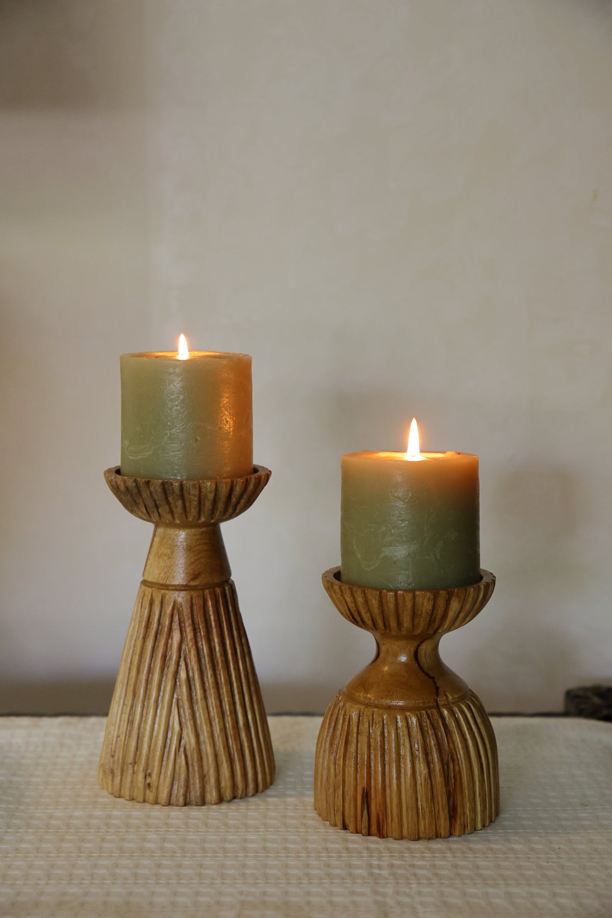 Bowl candle stands