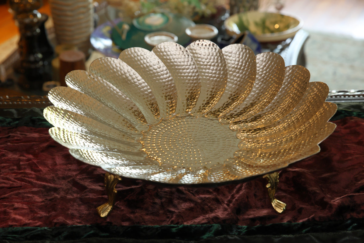 Scalloped flower bowl