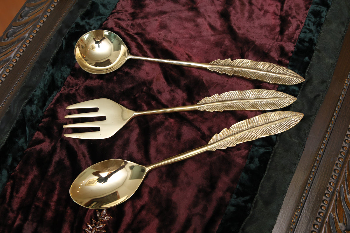 Feather brass serving spoon set