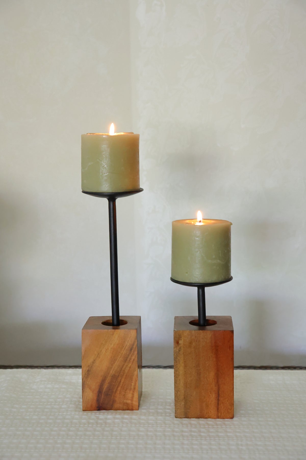 Perch black  square candle stands