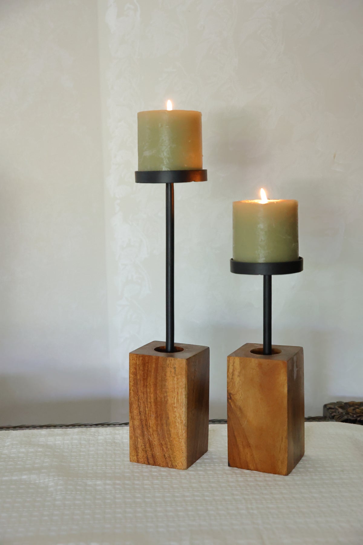 Perch black  square candle stands