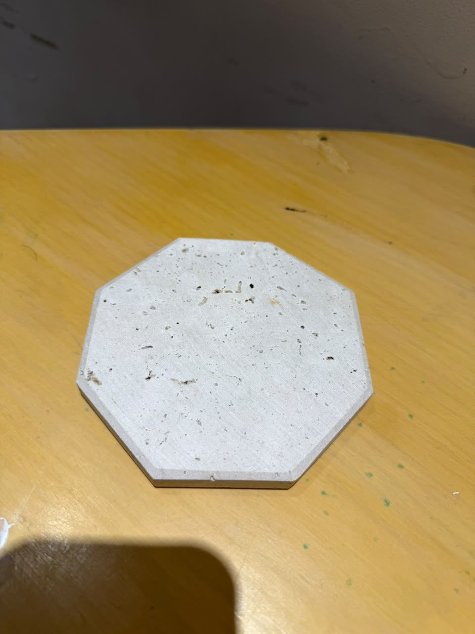 Plain travertine coaster